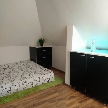 公寓 Cozy 2 Bedroom With Terrace Near The Beach And Park 瓦爾納